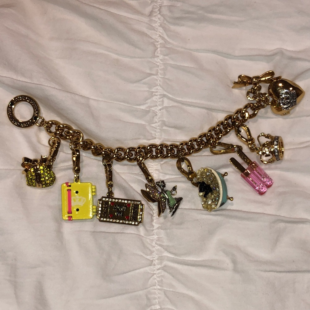 Gold Juicy Couture Charm Bracelet (7 Charms)